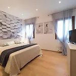 Apartment Maison Chanel Venedig